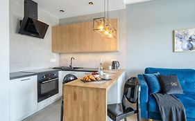 Golden Apartments Lodz - Great Location - Cozy And Bright&Gdanska